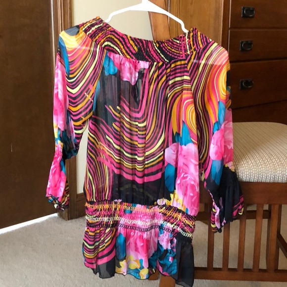 Blouse - Picture 2 of 5